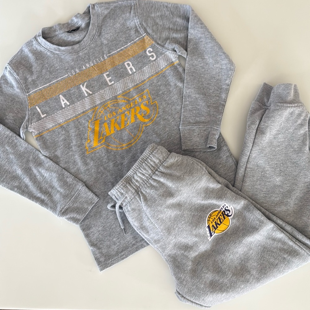 Lakers Set